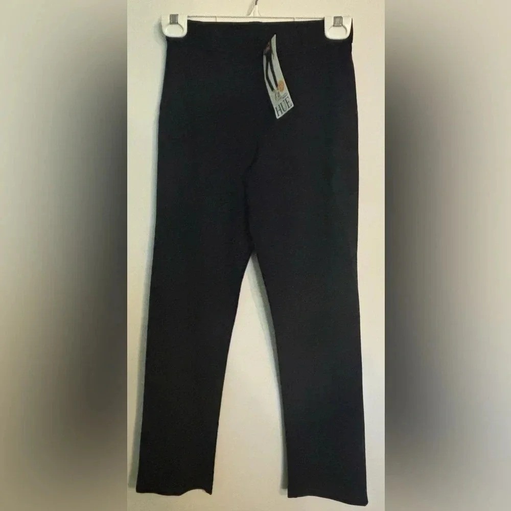NWT Hue womens "Little Black Cropped Treggings" in Navy belt‎ loops no pockets